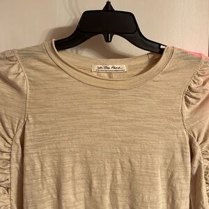 We the free free people extra small taupe long sleeved shirt. Ruffled sleeves.